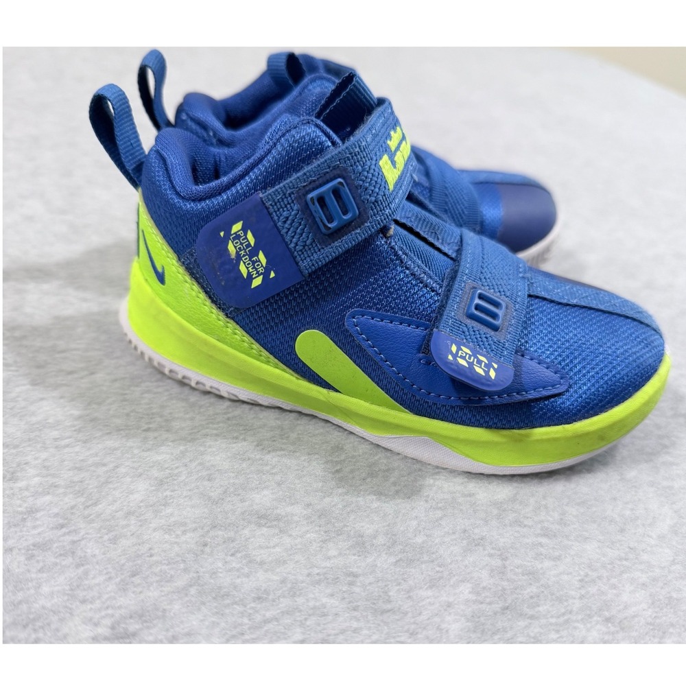 Nike LeBron Soldier 13 Flyease Toddler 7C Blue Volt Basketball Shoes - Picture 1 of 8